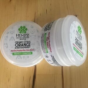 New Hempz Petz paw balm orange citrus & red raspberry protect condition paws